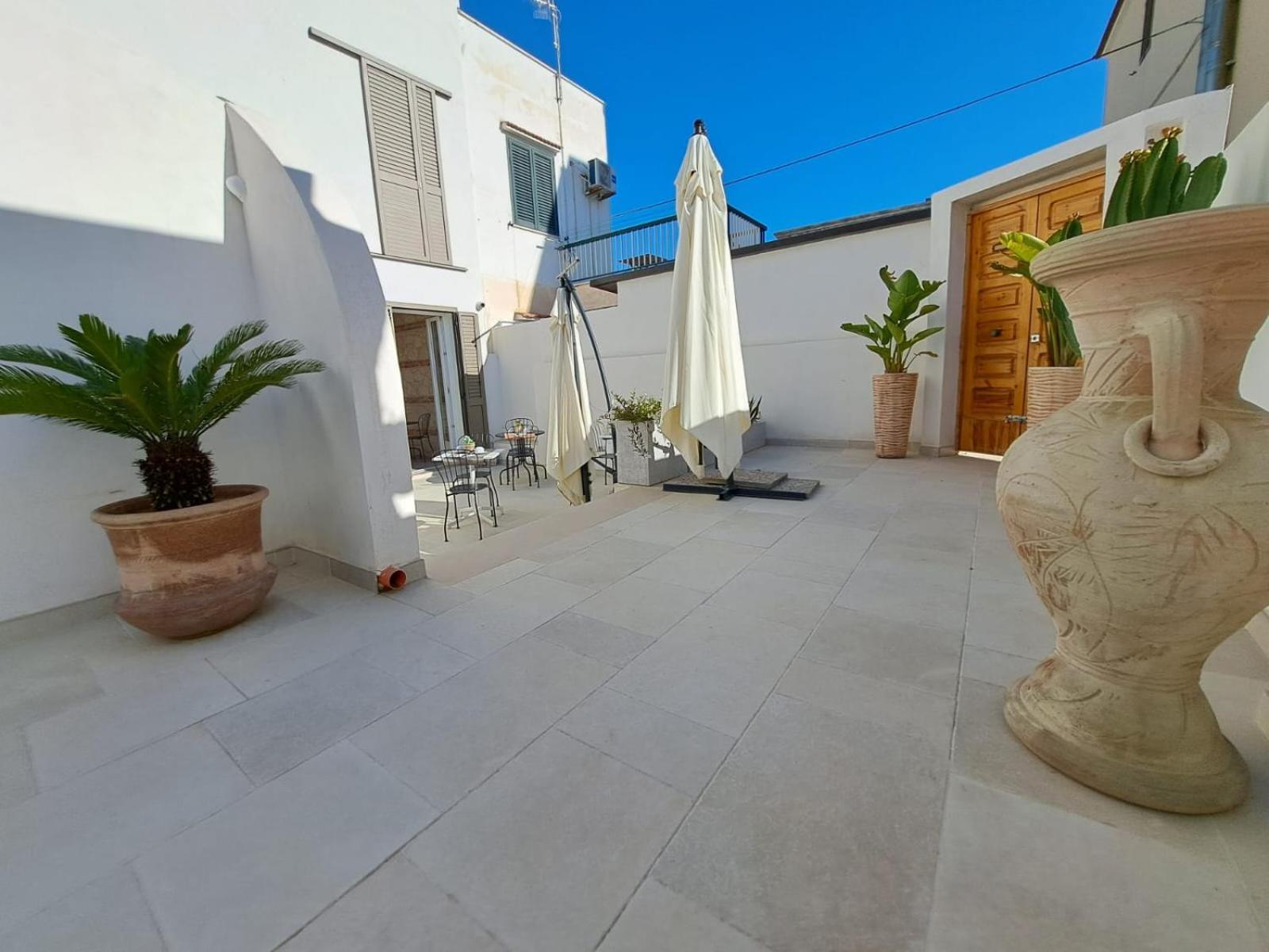 Le Dune Luxury Rooms Vieste Exterior photo