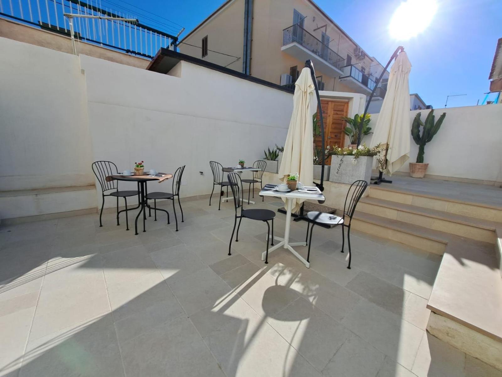Le Dune Luxury Rooms Vieste Exterior photo