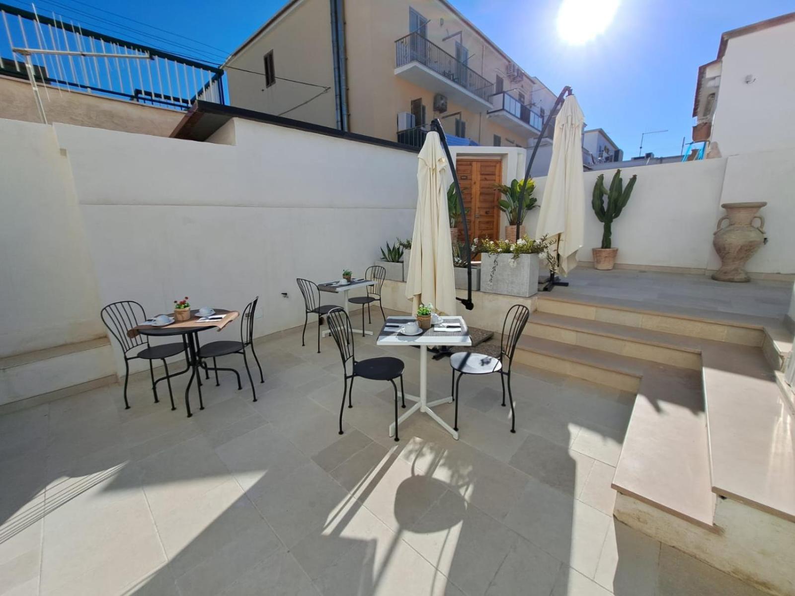 Le Dune Luxury Rooms Vieste Exterior photo
